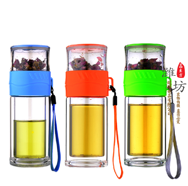 山東玻璃杯廠家專業(yè)的生產批發(fā)雙層玻璃杯時尚男女專用泡茶真空杯